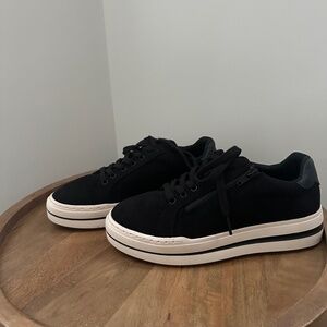 Clark’s Women’s Cloudsteppers size 8 Audreigh Sky Black